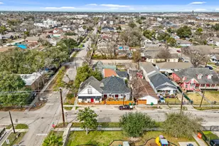 1501 Noble St, Houston, TX 77009 - Photo 8