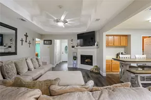 2530 36th Ave N, Texas City, TX 77590 - Photo 10