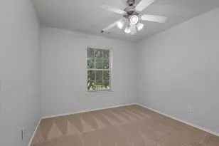 14215 Darrah Dr, Houston, TX 77090 - Photo 24