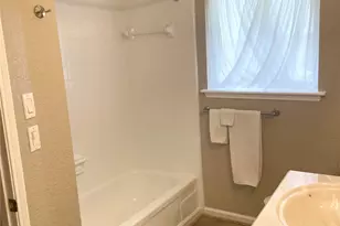 707 Hildred Ave, Conroe, TX 77303 - Photo 10