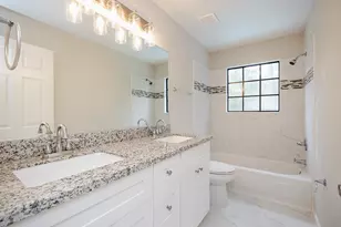 86 W Stony Bridge Cir, The Woodlands, TX 77381 - Photo 44