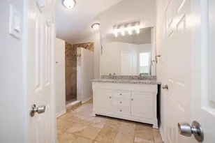 86 W Stony Bridge Cir, The Woodlands, TX 77381 - Photo 28