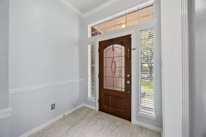 807 Fairpark Lane, Sugar Land, TX 77479 - Photo 4
