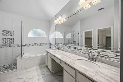 807 Fairpark Lane, Sugar Land, TX 77479 - Photo 22