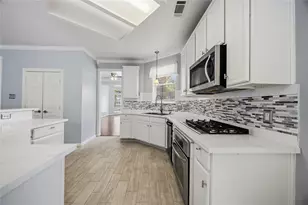 807 Fairpark Ln, Sugar Land, TX 77479 - Photo 10