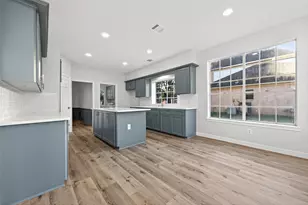 8010 Ashley Cir Dr N, Houston, TX 77071 - Photo 14