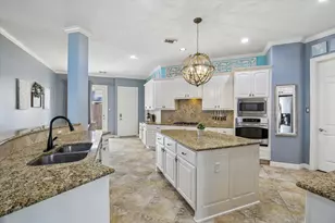 17610 Beckerdell Ln, Tomball, TX 77377 - Photo 6