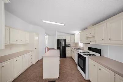 3614 College Street, Damon, TX 77430 - Photo 4