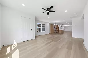 2403 Raymond St, Pasadena, TX 77506 - Photo 2