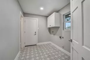 5318 Queensloch Dr, Houston, TX 77096 - Photo 14