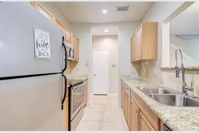 3174 Holly Hall Street, Houston, TX 77054 - Photo 10