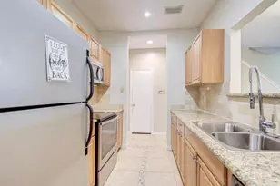 3174 Holly Hall St, Houston, TX 77054 - Photo 10