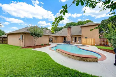 1022 Goldfinch Avenue, Sugar Land, TX 77478 - Photo 38