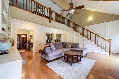 1022 Goldfinch Avenue, Sugar Land, TX 77478 - Photo 8
