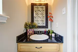 1022 Goldfinch Ave, Sugar Land, TX 77478 - Photo 16