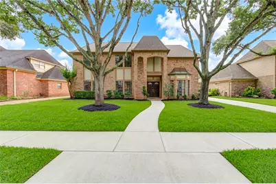 1022 Goldfinch Avenue, Sugar Land, TX 77478 - Photo 1