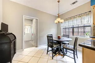 1022 Goldfinch Ave, Sugar Land, TX 77478 - Photo 10