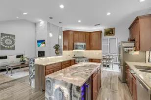 130 S Millport Cir, The Woodlands, TX 77382 - Photo 10
