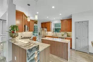 130 S Millport Cir, The Woodlands, TX 77382 - Photo 8