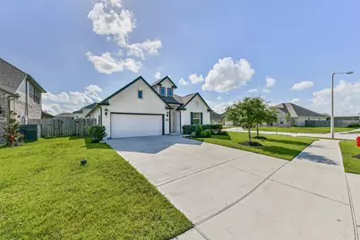 702 Campbell Drive, League City, TX 77573 - Photo 2