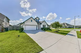 702 Campbell Dr, League City, TX 77573 - Photo 2