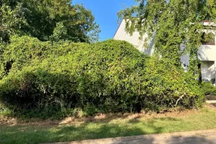 3106 Poe Dr, Montgomery, TX 77356 - Photo 2