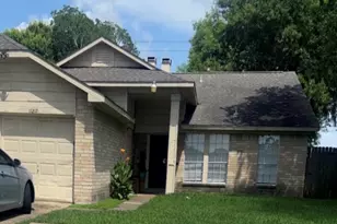 11217 Pender Ln, Houston, TX 77477 - Photo 2