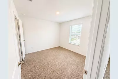 5218 Mossdale Bluff Lane, Spring, TX 77373 - Photo 12