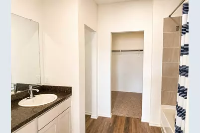5218 Mossdale Bluff Lane, Spring, TX 77373 - Photo 10