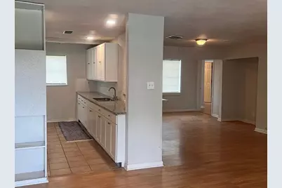 10317 Fairland Drive, Houston, TX 77051 - Photo 4