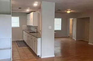 10317 Fairland Dr, Houston, TX 77051 - Photo 4