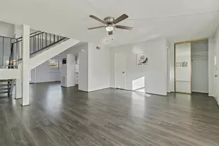 2324 Shadowdale Dr, Houston, TX 77043 - Photo 12