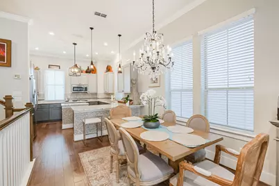 809 Leavenworth Avenue, Houston, TX 77008 - Photo 1