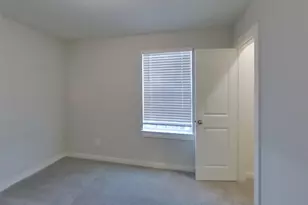 9835 Willow Creek Commerce Dr, Tomball, TX 77375 - Photo 10