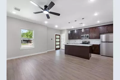 5201 Kenilwood Dr #A, Houston, TX 77033 - Photo 8