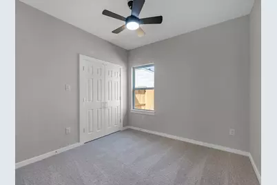 5201 Kenilwood Dr #A, Houston, TX 77033 - Photo 20