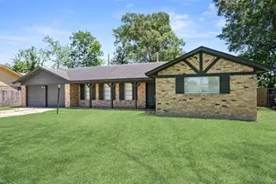 340 Maxwell Dr, Beaumont, TX 77707 - Photo 2