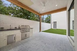 4547 Shetland Ln, Houston, TX 77027 - Photo 8