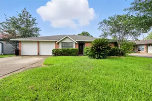 7323 Carew St, Houston, TX 77074 - Photo 2