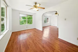 7323 Carew St, Houston, TX 77074 - Photo 16