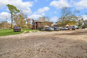 9114 1/2 N Green River Dr, Houston, TX 77078 - Photo 8