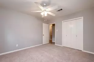 810 Borden St, Sugar Land, TX 77478 - Photo 14