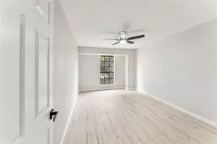 9425 Fondren Rd, Houston, TX 77074 - Photo 26