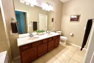 13600 Breton Ridge St, Houston, TX 77070 - Photo 14