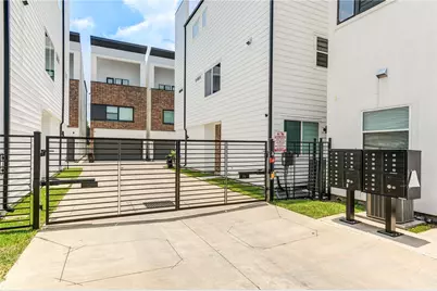 5831 Dolores Street, Houston, TX 77057 - Photo 46