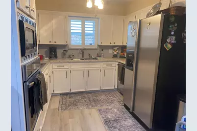 520 Sycamore Street, Lake Jackson, TX 77566 - Photo 4