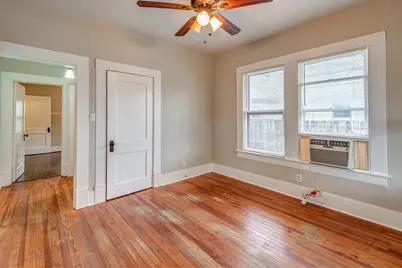 115 Goldenrod Street #A, Houston, TX 77009 - Photo 8