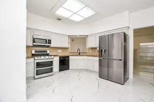 4371 Palmer Plantation Dr, Missouri City, TX 77459 - Photo 6