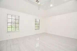 4371 Palmer Plantation Dr, Missouri City, TX 77459 - Photo 10