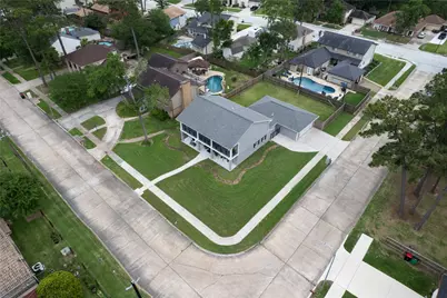 3301 Winter Lane, Baytown, TX 77521 - Photo 4